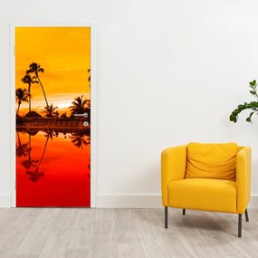 Fototapeta na dvere - Západ slnka nad rezortom (95x205cm)