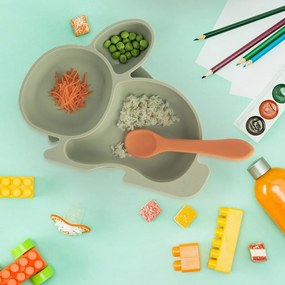 Šalviovozelený silikónový detský tanier 18x23 cm Bunny – Orion