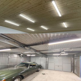 Sada 4 x povrchovo montovateľných LED svietidiel 36W 120cm fluorescenčný panel pre garážovú dielňu