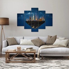 Obraz - Veľkomesto plávajúce priestorom (150x105 cm)