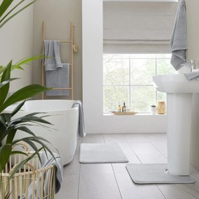 Svetlosivé froté bavlnené uteráky a osušky v súprave 6 ks Anti–Bacterial – Catherine Lansfield