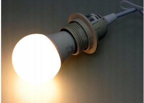 BERGE Stavebný a renovačný držiak lampy na žiarovky E27, kábel 230V s maticou
