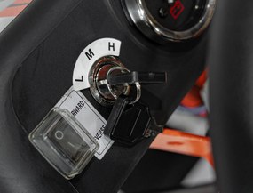 Ramiz Vozidlo MUD MONSTER oranžová