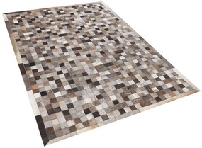 Kožený koberec 140 x 200 cm sivá/hnedá/béžová ARMUTLU Beliani
