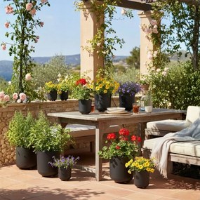 Plastový květináč na nožičkách Terra 21x19,3 cm - výber z 6 prevedení