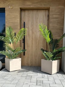 PLASTOVÝ KVETINÁČ NA KOLIESKACH BETONIQUE 40X40 CM BÉŽOVÁ