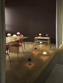 Louis Poulsen Prenosná lampa Panthella 160 V3 Opal White