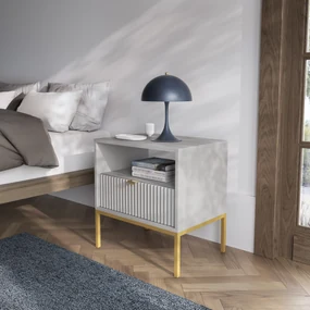 PROXIMA.store - Dizajnový nočný stolík - NOVA FARBA: biela, FARBA NÔH: zlatá