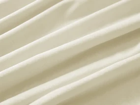 Biante Zamatový oválny obrus Velvet Prémium SVP-003 Smotanový 140x220 cm