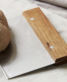 Krájač na cesto ACACIA 15 cm, hnedá, Nicolas Vahé