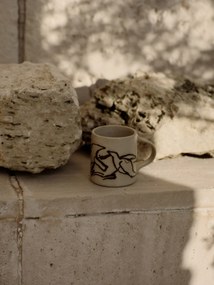Ferm Living Kameninový hrnček Vuelo Cream 300 ml