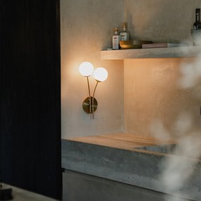 Moderná nástenná lampa zlatá s opálovým sklom 2-svetlo - Atény