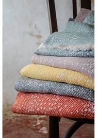 Červený pléd s podielom bavlny Euromant Dotty Diamond, 140 x 180 cm