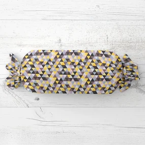 Biante Vankúš valec bonbon Sandra SA-218 Žlto-hnedo-ružové trojuholníčky 15x60 cm
