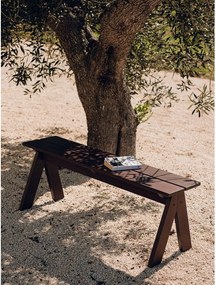 Tmavohnedá drevená záhradná lavica Navo – noo.ma