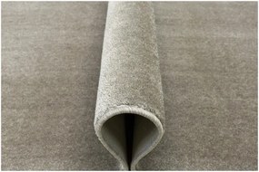 Metrážny koberec GLAMOUR-SUB 112 strieborný / béžový