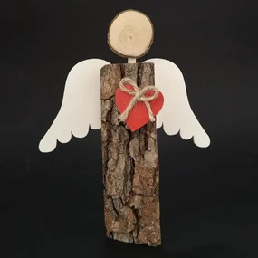 AMADEA Drevený anjel s kôrou s bielymi krídlami a čeveným srdcom, masívne drevo, 19x14,5x3 cm