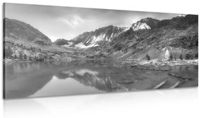 Obraz majestátne hory v čiernobielom prevedení - 120x60