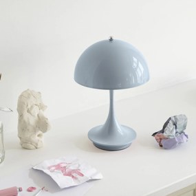 Louis Poulsen Prenosná lampa Panthella 160 V3 Opal Pale Blue