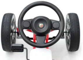 Šlapacia motokára Abarth biela
