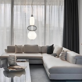 Závesné svietidlo Arame, 2x biele sklenené/1x čierne drôtené tienidlo, b