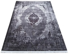 Sivý koberec so vzorom v orientálnom štýle Šírka: 80 cm | Dĺžka: 150 cm
