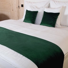 Biante Zamatový prehoz/behúň na posteľ Velvet Prémium SVP-040 Lesná zelená 50x220 cm