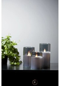 Sivá LED vosková sviečka v skle Star Trading M-Twinkle, výška 15 cm
