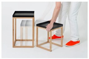Súprava 2 dubových odkladacích stolíkov s čiernou doskou Wireworks Oak