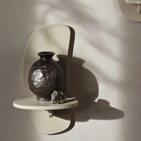 Ferm Living Nástenná polica Pilu Cashmere Large