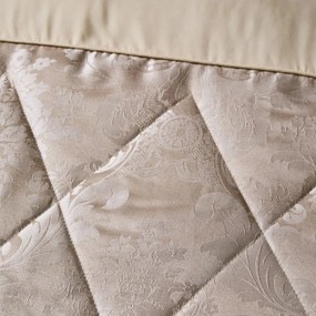 Béžový damaškový prešívaný pléd 240x260 cm Damask Jacquard – Catherine Lansfield