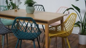 Stolička LUGO šedá - moderná, priesvitná, do kuchyne / záhrady / kaviarne