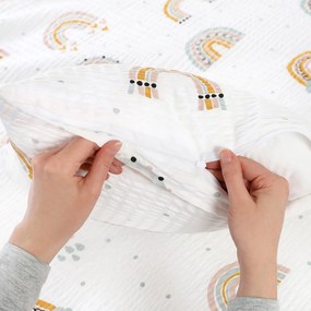 Goldea detská krepová obliečka na vankúš - maľované dúhy 40 x 40 cm