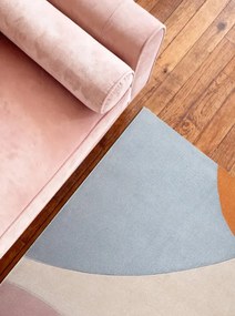 Koberec Ted Baker Hackney Clarissa ružový / zelený / béžový