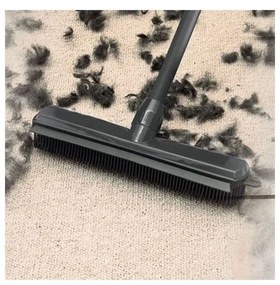 Čierny gumový zmeták Addis Broom