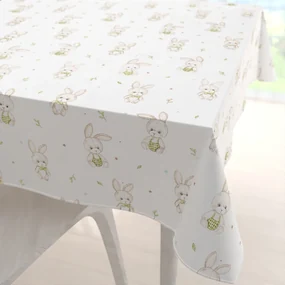 Biante Detský bavlnený štvorcový obrus Sandra SA-401 Zajačiky na bielom 150x150 cm