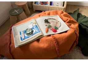 Zelený/oranžový detský sedací vak Cathy the Carrot – Lorena Canals