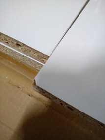 AKCIA TV stolík ALVIN 135 cm, biela/zlatá II. akosť