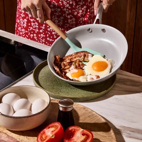 Elmich Nepriľnavá nerezová panvica Tria Ceramic s keramickým povrchom Ø 20 cm