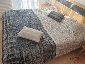 Šedý chlpatý vankúš Tiara s bielymi pruhmi - 30 * 50 * 15cm