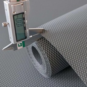 Protišmyková podložka BALVE sivá 48x500 cm