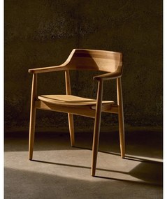 Jedálenská stolička z dubového dreva v prírodnej farbe Fondes – Kave Home