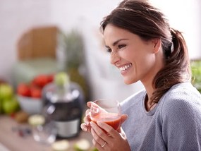 Philips Odšťavovač Viva Collection Hr1832/00  (100340743)