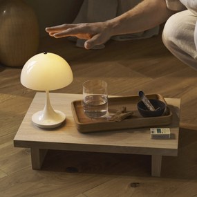 Louis Poulsen Prenosná lampa Panthella 160 V3 Opal Beige