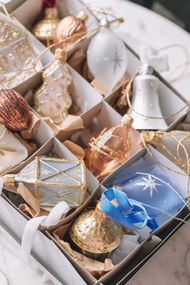 Bella Rose Sklenená vianočná ozdoba Guľa Svetlomodrá Mat Hviezda