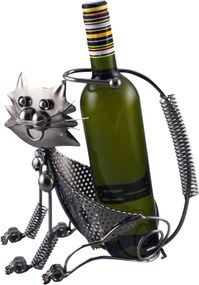 Dini Stojan na víno, kočka