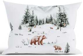 Vianočná bavlnená obliečka na vankúš Renforcé 40 × 60 cm – Medvede v zime