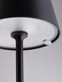 Vonkajšia stojaca lampa Persea