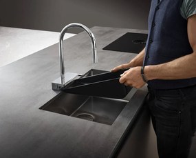 Hansgrohe M81, drezová batéria Aquno Select s výsuvnou koncovkou a plochým sprchovým prúdom, chrómová, HAN-73837000