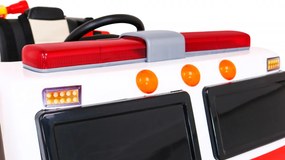 Ramiz Detské hasičské auto na batérie + vodné delo + megafón + maják + diaľkové ovládanie